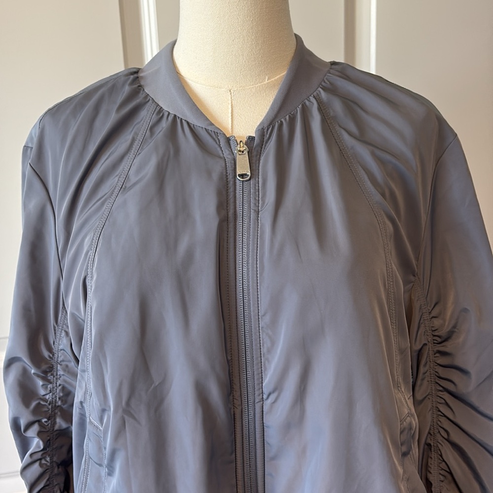 Athleta jacket - Picture 2 of 8
